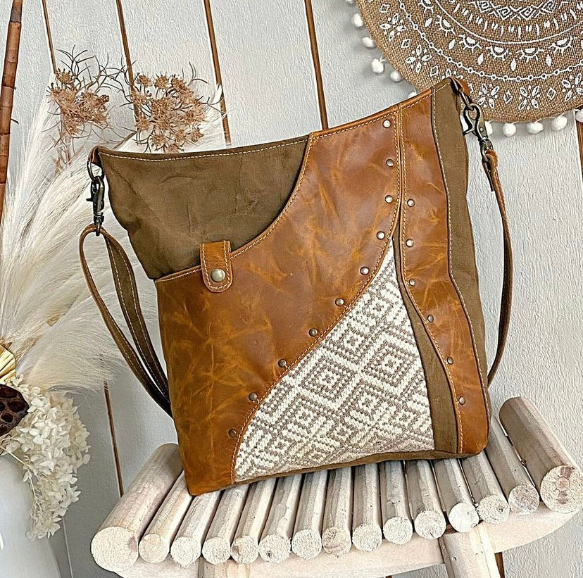 The Austin Bag Large Brown/Tan with Tail — Classic Boho Bags